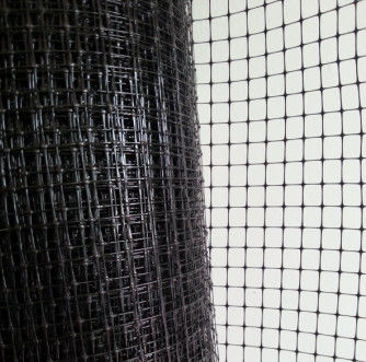 Black Anti Bird Net Barrier Plastic  Plant Growing Up Netting 15x17mm